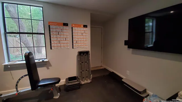 a view of a house with outdoor space