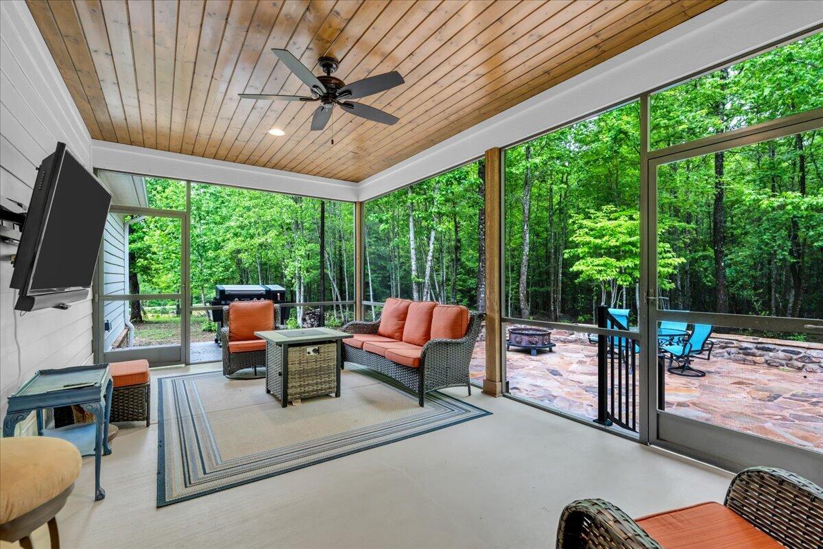 2564 Raulston Falls Drive Jasper, TN 37347 - Photo 26 of 48 48-BOX07815