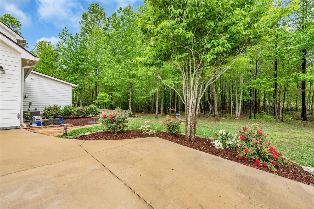 2564 Raulston Falls Drive Jasper, TN 37347 - Photo 28 of 48 51-BOX07832