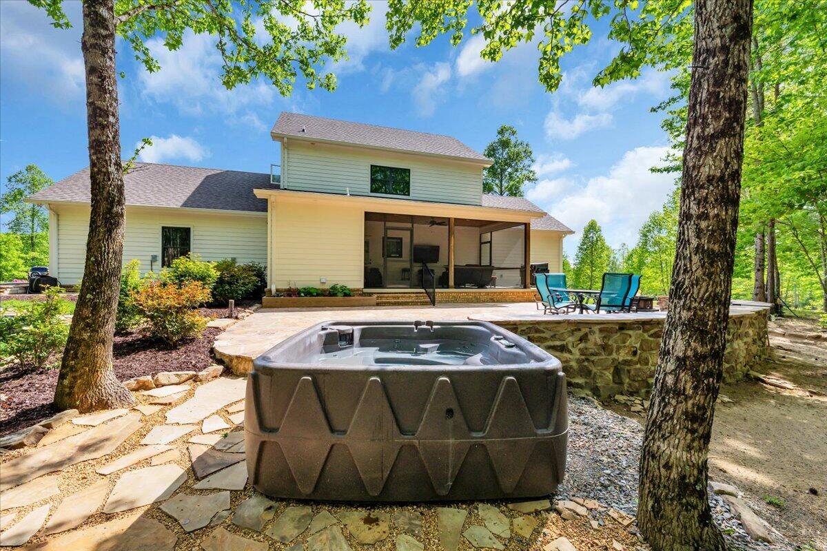 2564 Raulston Falls Drive Jasper, TN 37347 - Photo 31 of 48 55-BOX03811