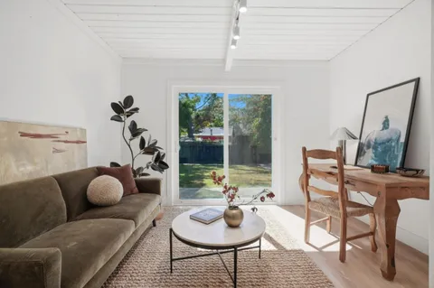 $1,398,000 | 1049 Haven Avenue, Redwood City, CA 94063