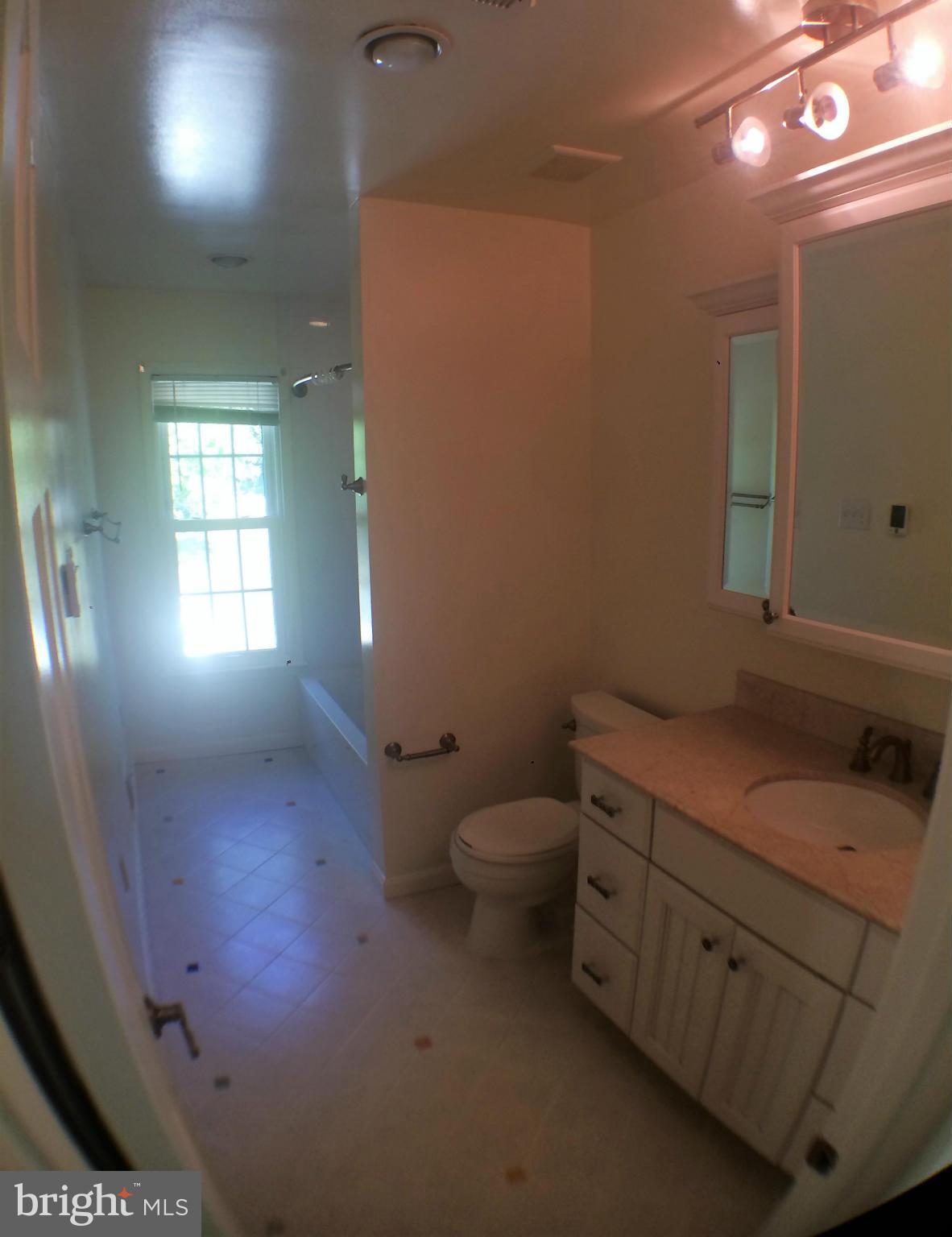 39597 Rodeffer Road Lovettsville, VA 20180 - Photo 22 of 30 Bath