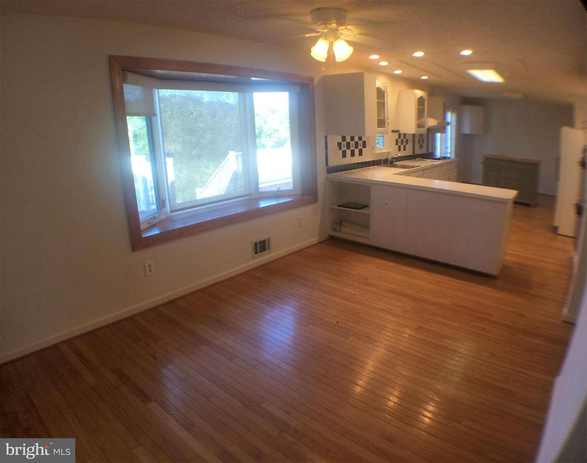 39597 Rodeffer Road Lovettsville, VA 20180 - Photo 10 of 30 Kitchen