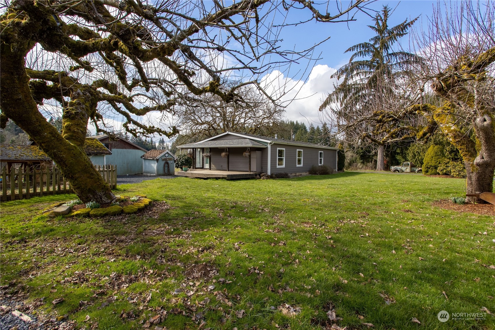 219 Lindbeck Road Winlock, WA 98596 - Photo 17 of 35 a view of house with yard