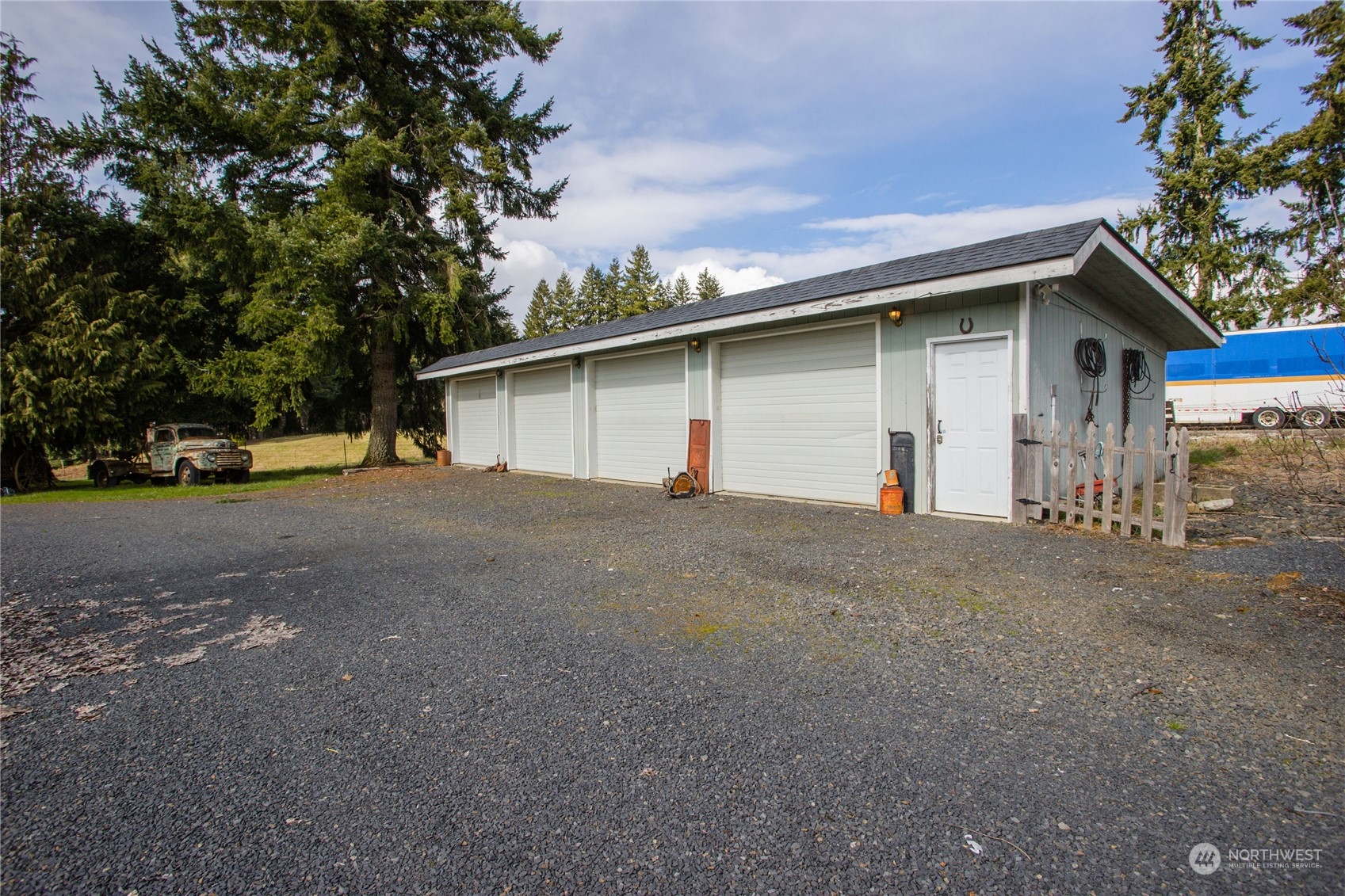 219 Lindbeck Road Winlock, WA 98596 - Photo 20 of 35 a view of outdoor space and yard