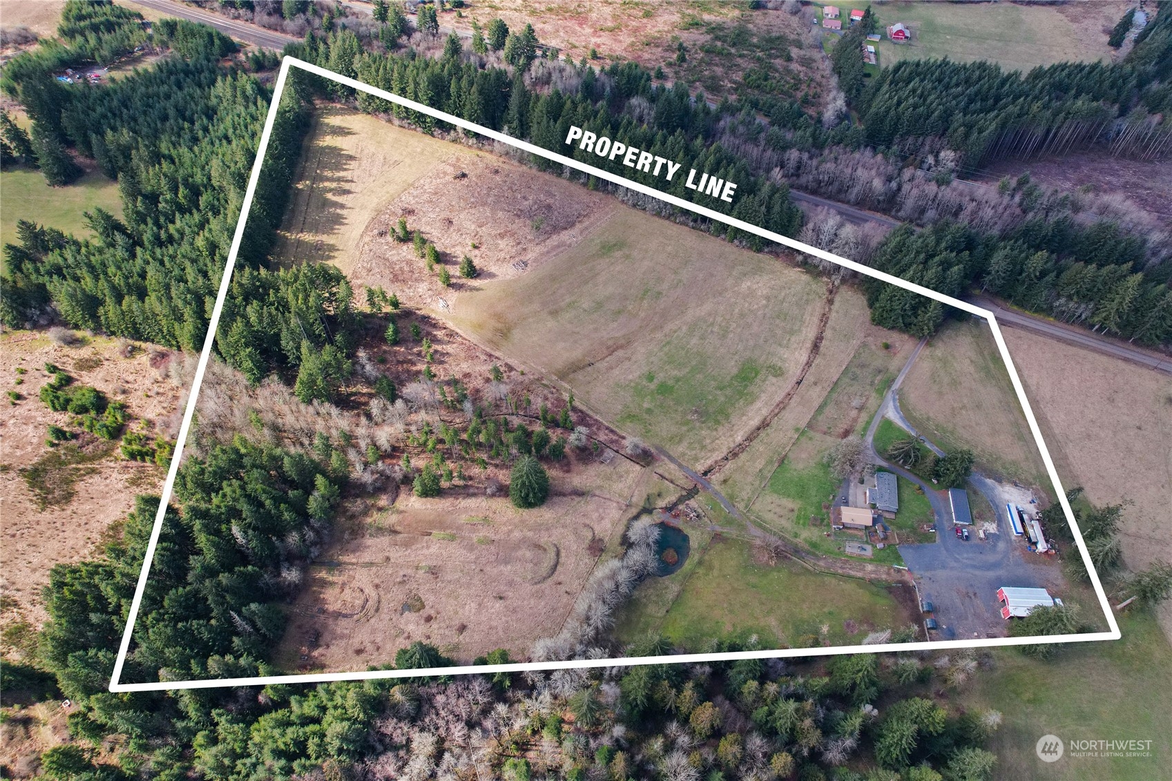 219 Lindbeck Road Winlock, WA 98596 - Photo 2 of 35 a view of a backyard