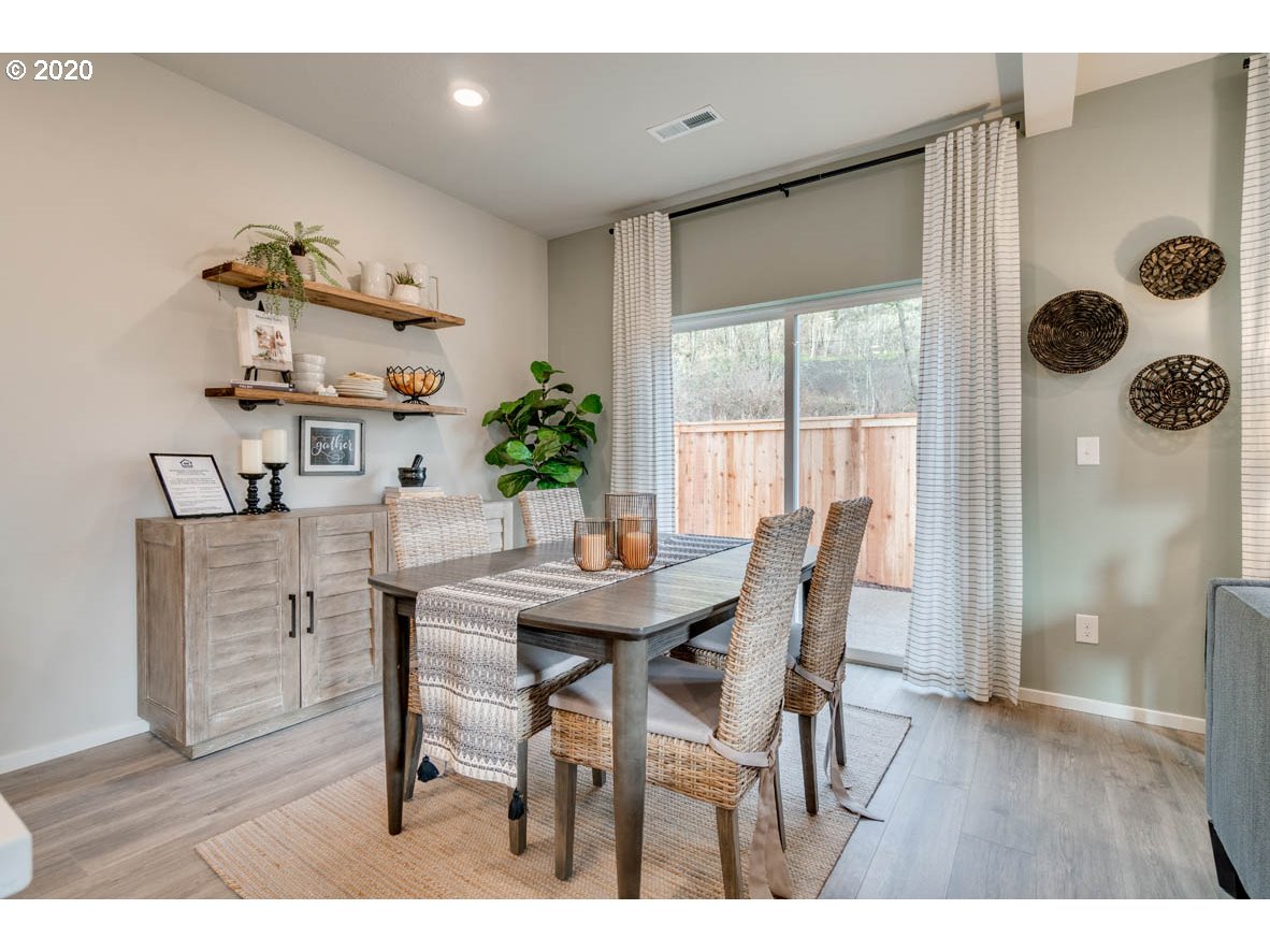 9400 North Chestnut Street Camas, WA 98607 - Photo 12 of 28 Gallery Image 12