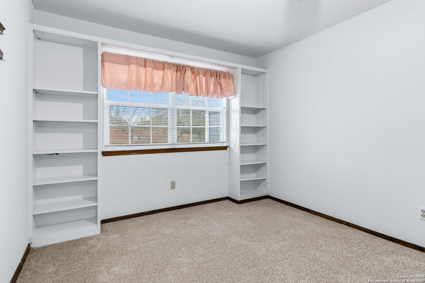 14658 Highland Ridge San Antonio, TX 78233 - Photo 24 of 35