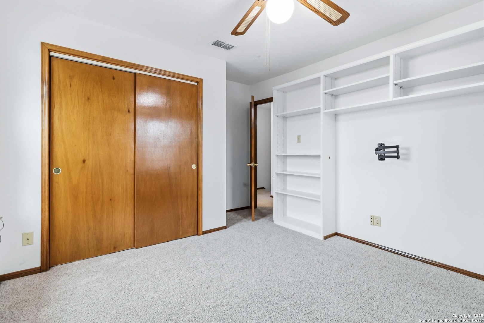 14658 Highland Ridge San Antonio, TX 78233 - Photo 25 of 32