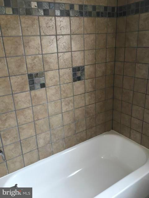 5464 Whitwood Road Baltimore, MD 21206 - Photo 25 of 28 Bath