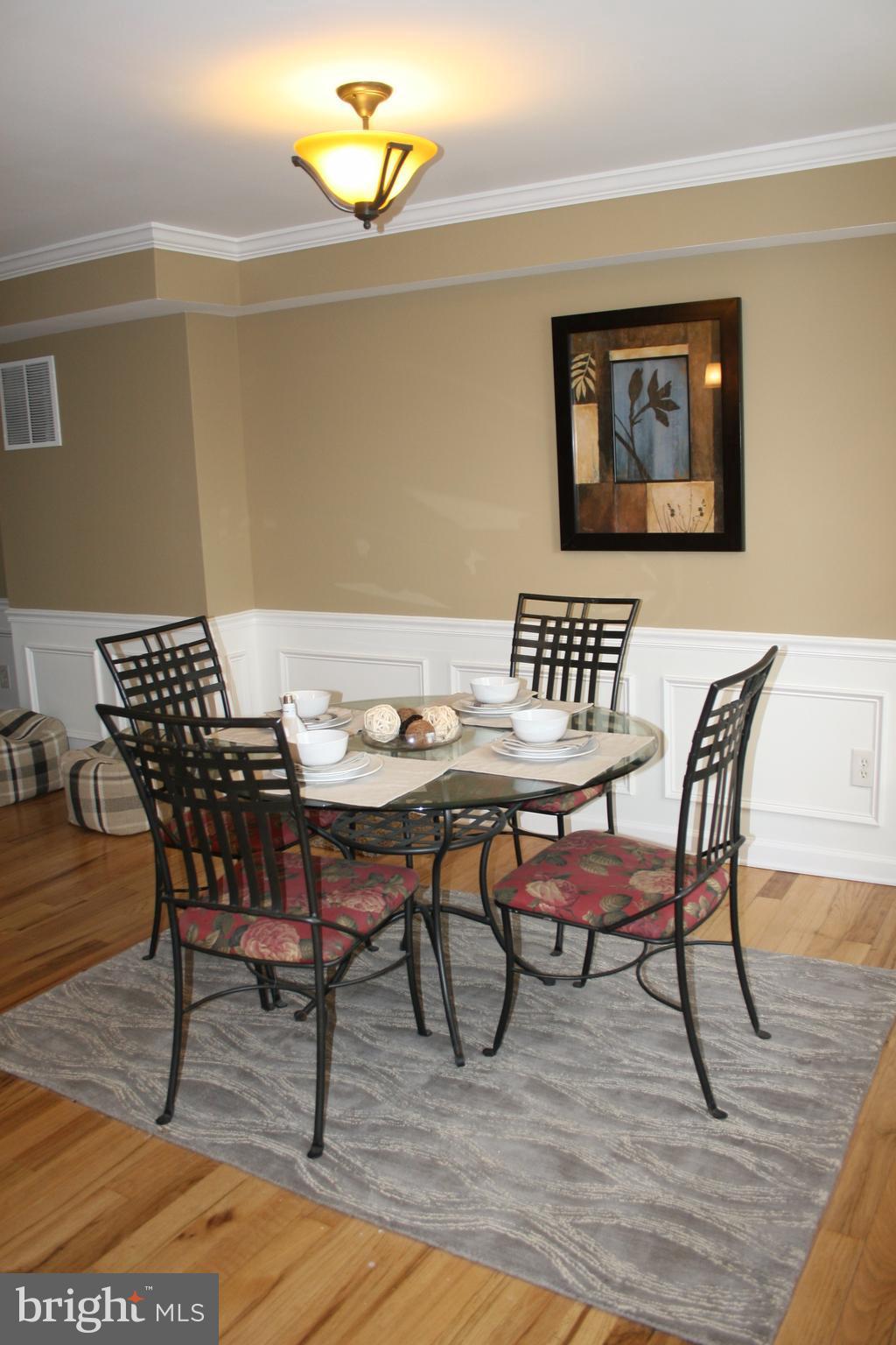 5464 Whitwood Road Baltimore, MD 21206 - Photo 10 of 28 Dining Room