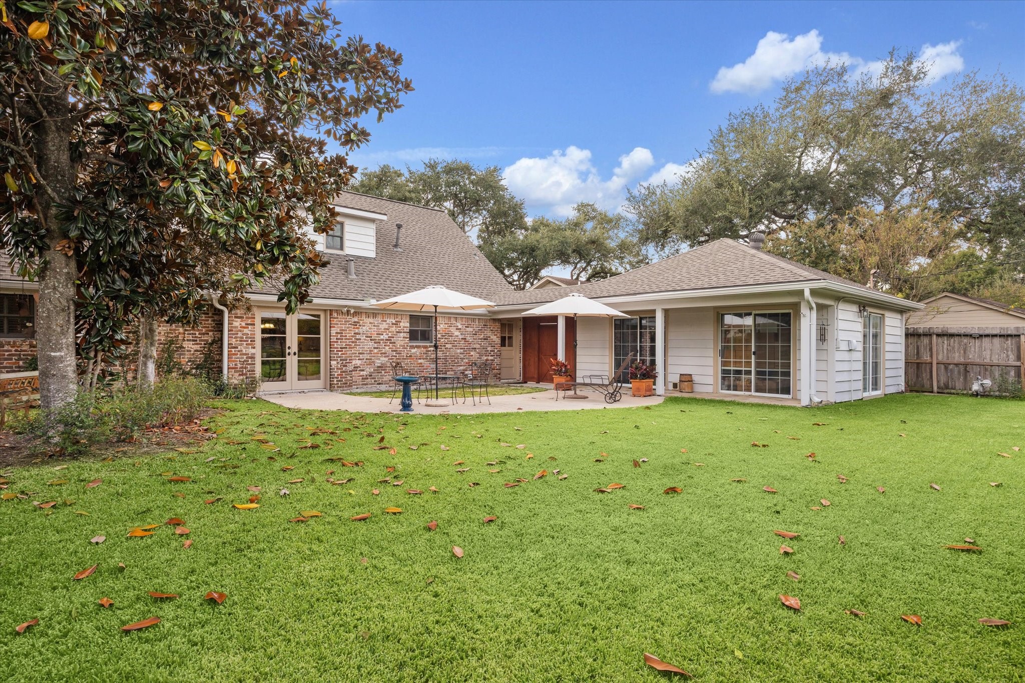 7714 Skyline Drive Houston, TX 77063 - Photo 24 of 28