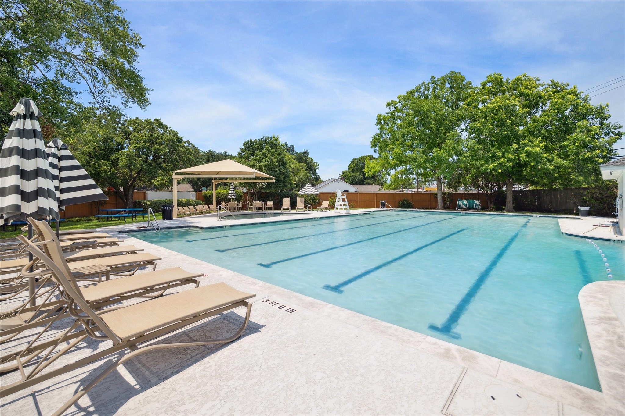 7714 Skyline Drive Houston, TX 77063 - Photo 26 of 28