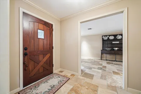 $649,000 | 7714 Skyline Drive, Houston, TX 77063