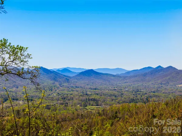 $225,000 | 5 Soaring Hawk View, Unit 14, Asheville, NC 28804
