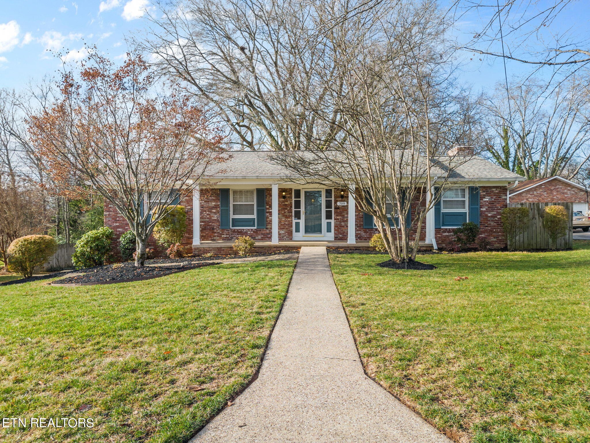 709 Bridgewater Road Knoxville, TN 37923 - Photo 1 of 39 Gallery Image 1