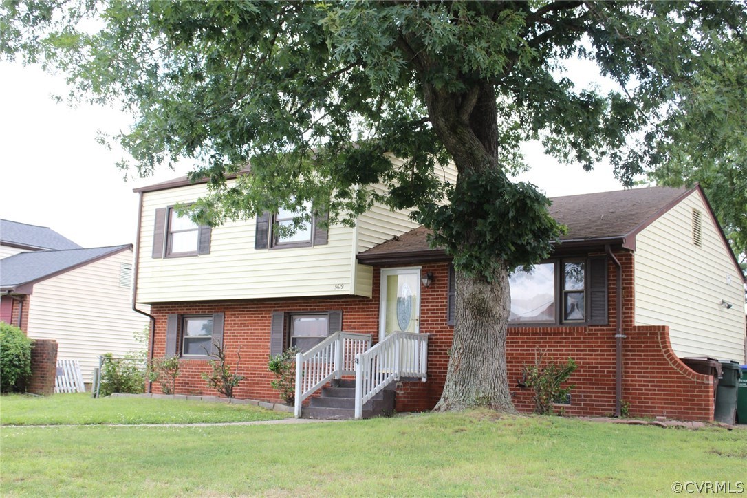 5619 Lipton Road Richmond, VA 23225 - Photo 1 of 11 Gallery Image 1