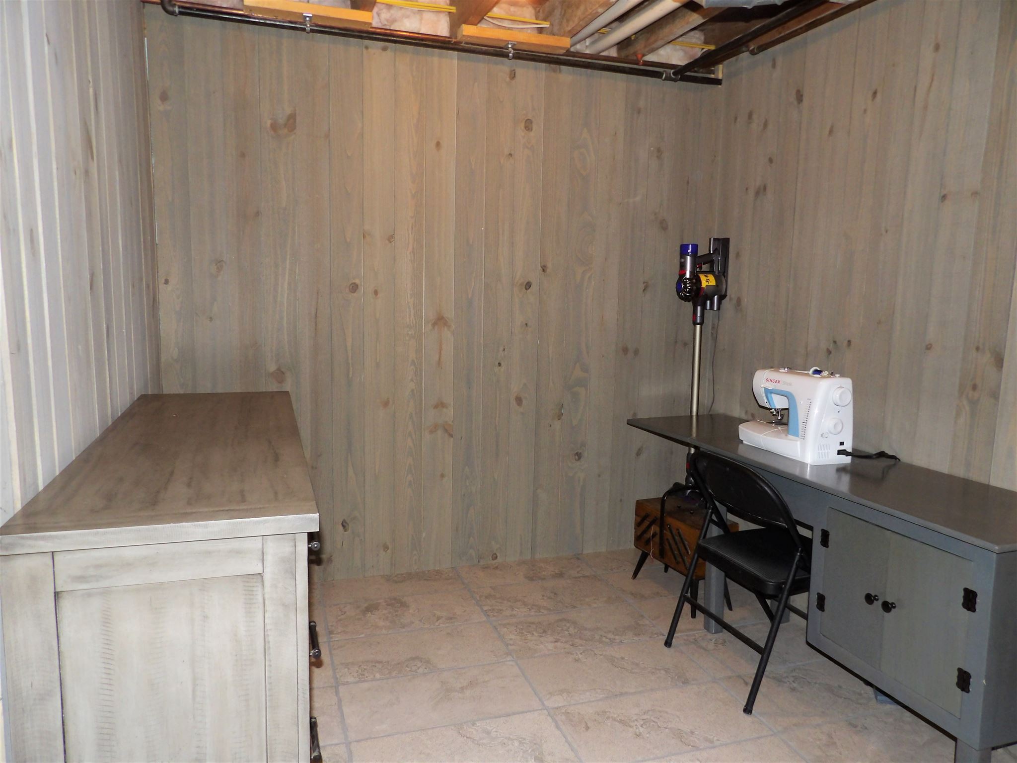 154 Thunder Road Franklin, NH 03235 - Photo 22 of 40