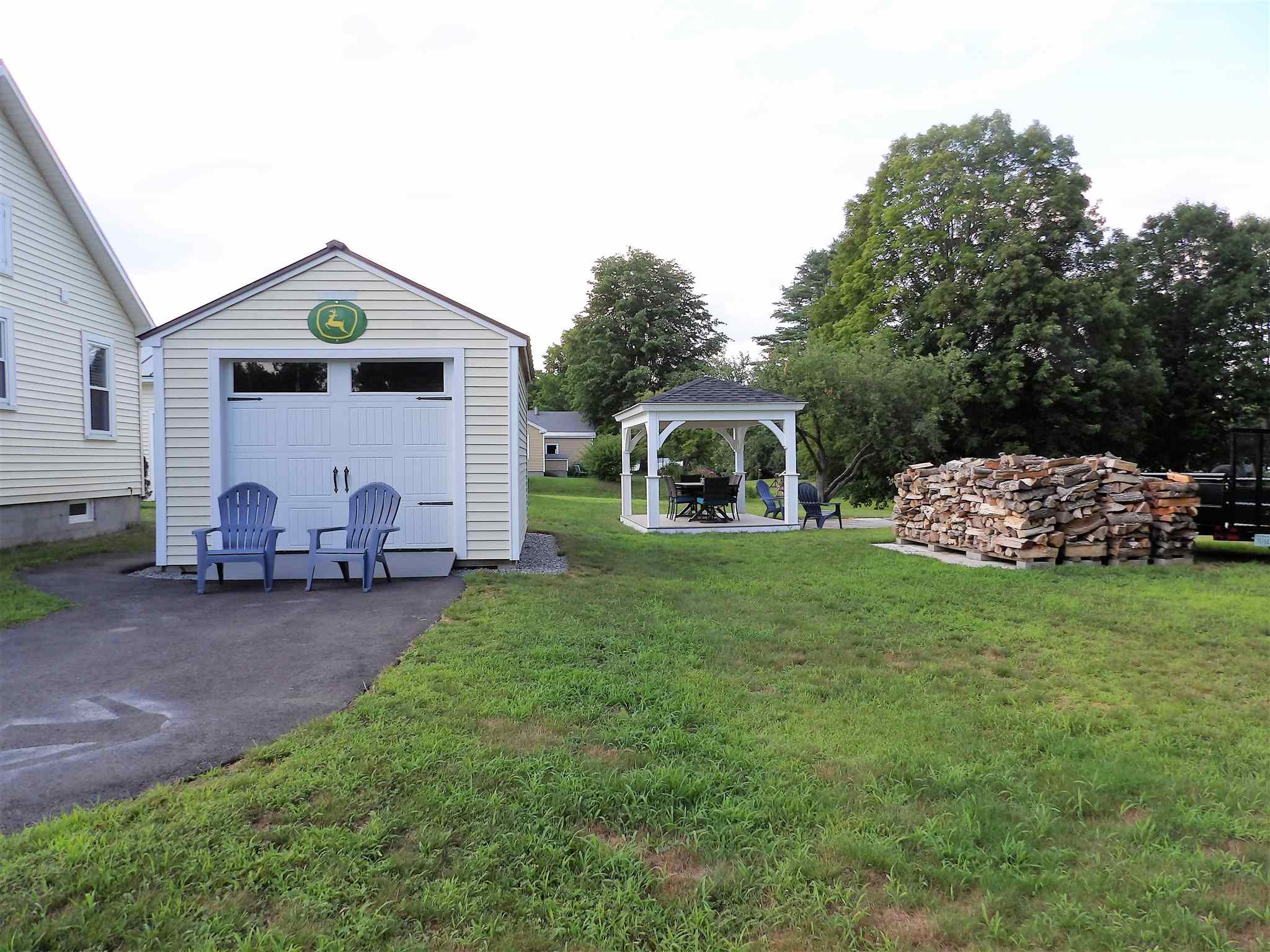 154 Thunder Road Franklin, NH 03235 - Photo 33 of 40