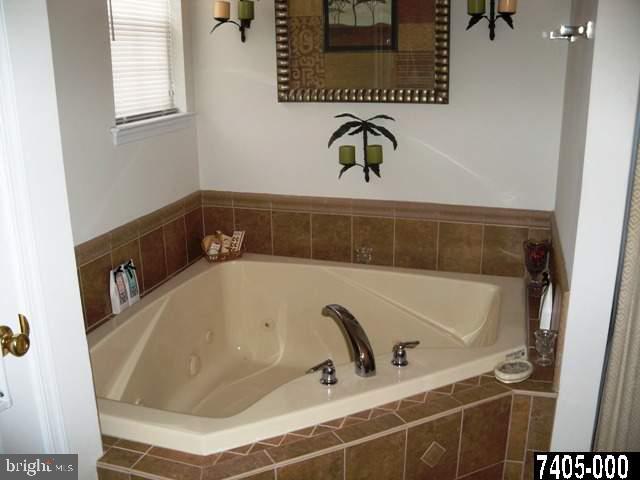 435 Marion Road York, PA 17406 - Photo 8 of 12 Gallery Image 8