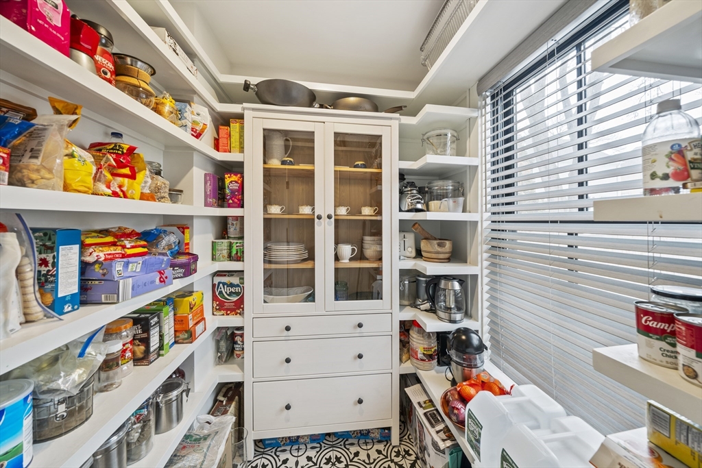 300 Elliot Street, Unit 2 Newton, MA 02464 - Photo 14 of 42