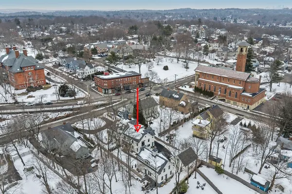 $2,025,000 | 300 Elliot Street, Unit 2, Newton, MA 02464