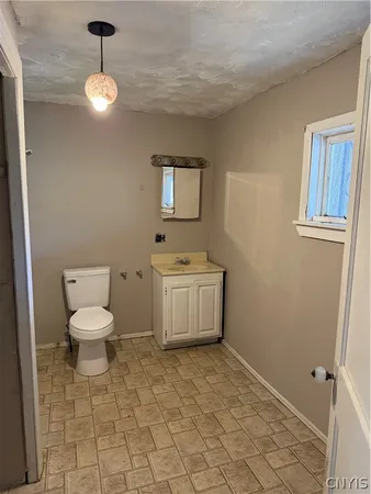 $365,000 | 5351 Lee Centre, Lee Center, NY 13363