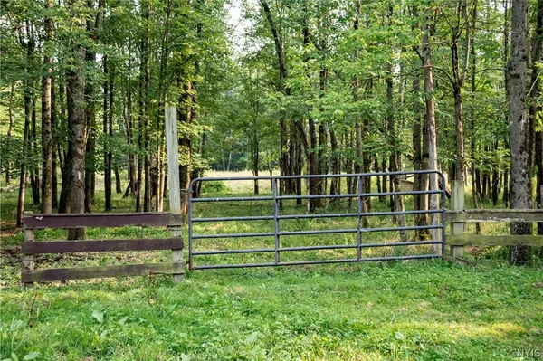 $365,000 | 5351 Lee Centre, Lee Center, NY 13363