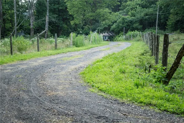 $365,000 | 5351 Lee Centre, Lee Center, NY 13363