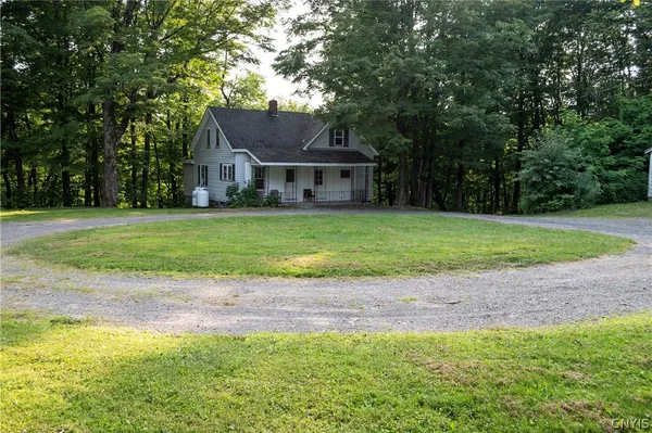 $365,000 | 5351 Lee Centre, Lee Center, NY 13363