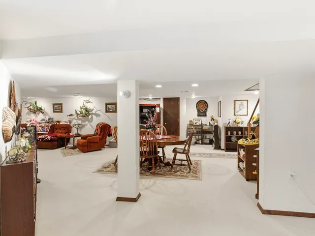 $339,900 | 3060 Holland Road, Green Bay, WI 54313