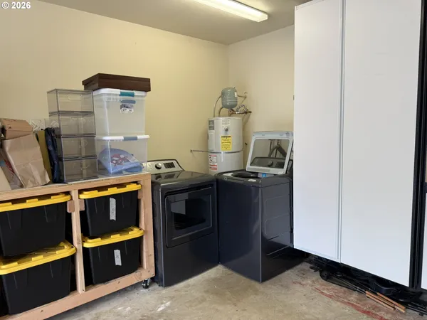 $390,000 | 1651 29th Street, Florence, OR 97439