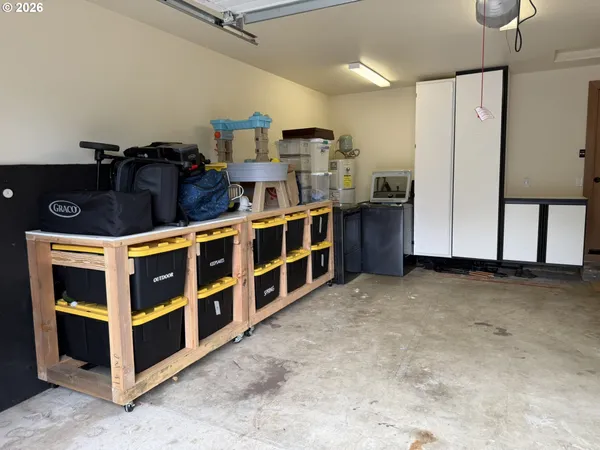 $390,000 | 1651 29th Street, Florence, OR 97439