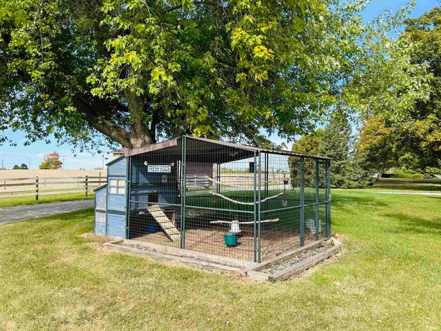 $835,000 | 3960 East 500 North, Columbia City, IN 46725