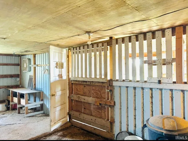 $799,000 | 3960 East 500 North, Columbia City, IN 46725