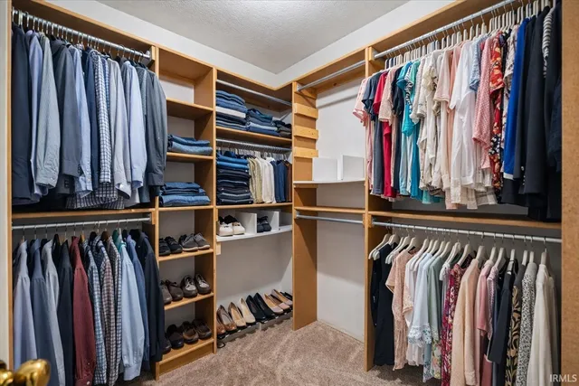 $799,000 | 3960 East 500 North, Columbia City, IN 46725