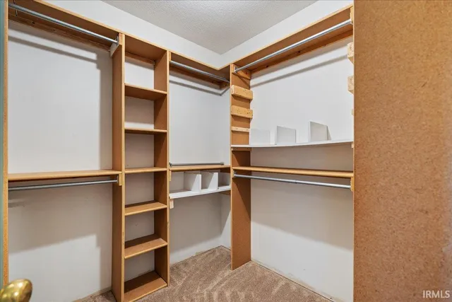 $835,000 | 3960 East 500 North, Columbia City, IN 46725