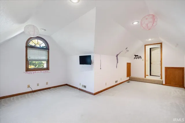 $835,000 | 3960 East 500 North, Columbia City, IN 46725