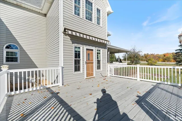 $835,000 | 3960 East 500 North, Columbia City, IN 46725