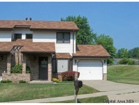 7 Holliday Springfield, IL 62702 - Photo 1 of 5