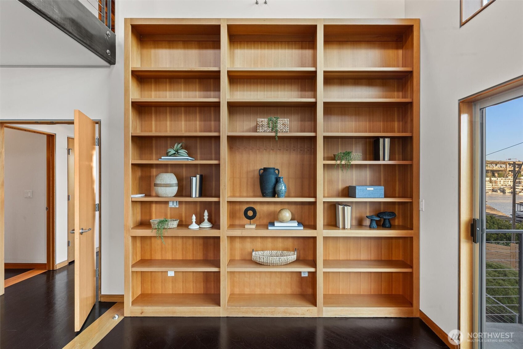 2506 North 38th Street Seattle, WA 98103 - Photo 15 of 39