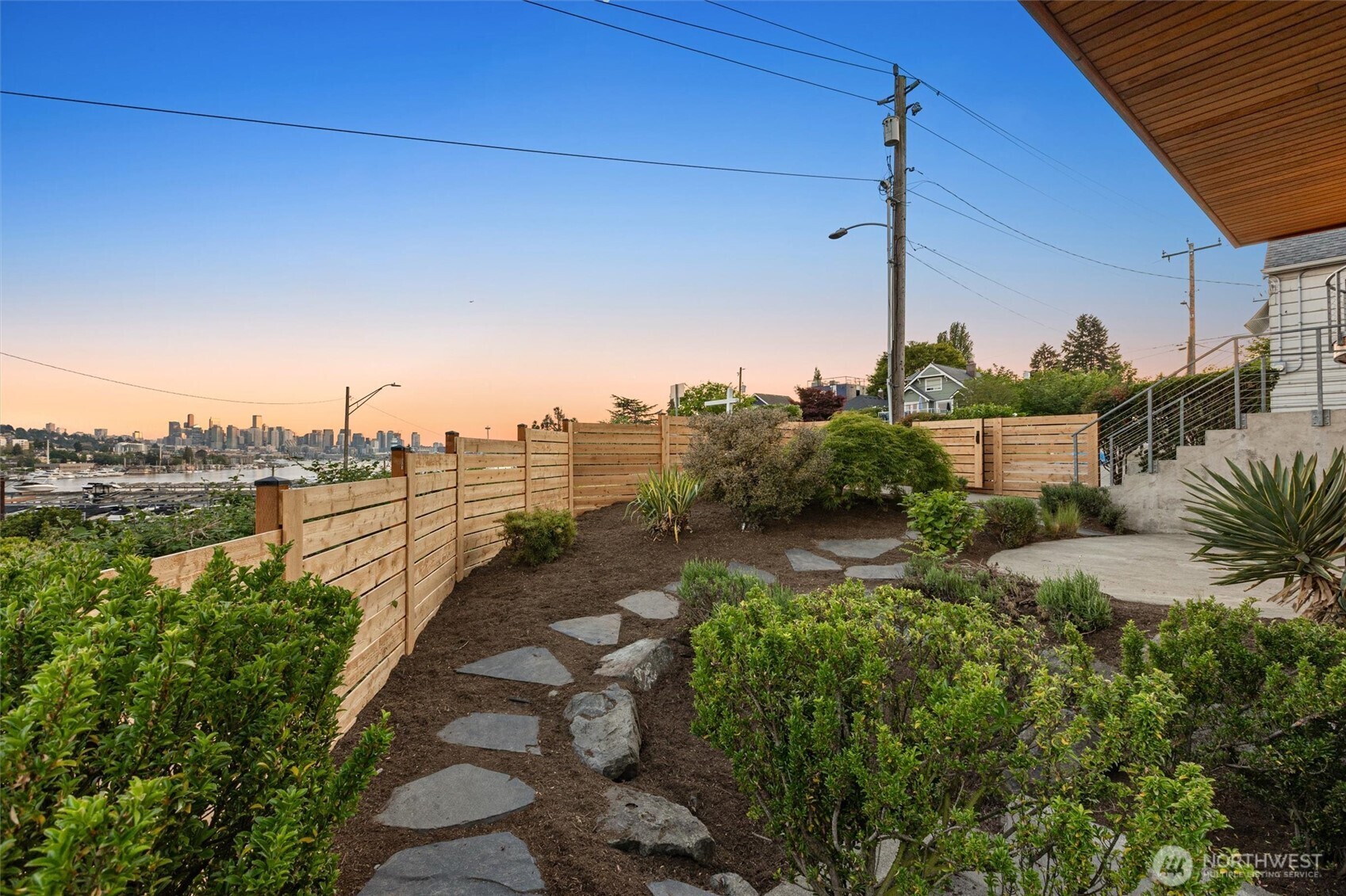 2506 North 38th Street Seattle, WA 98103 - Photo 33 of 39