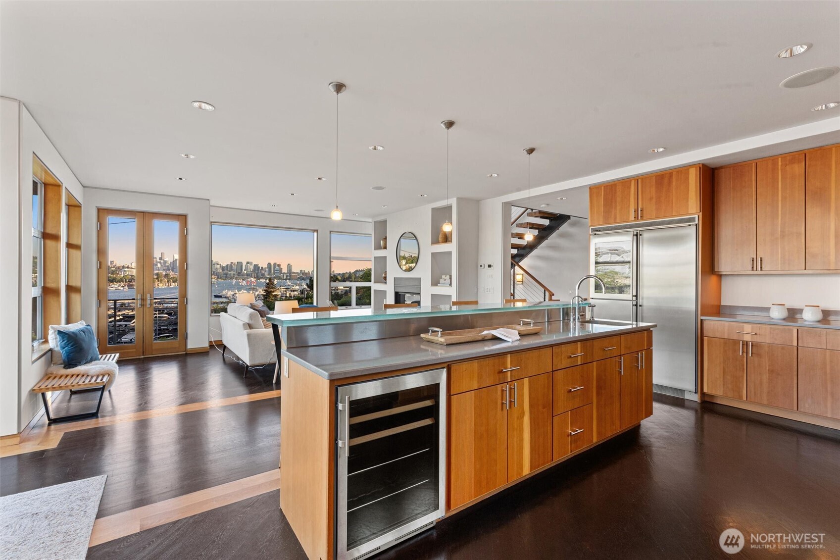 2506 North 38th Street Seattle, WA 98103 - Photo 8 of 39