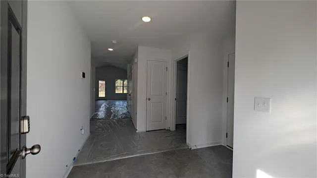 $295,990 | 2612 Stone Gdn Drive, Walkertown, NC 27051