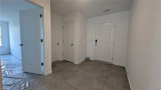 $295,990 | 2612 Stone Gdn Drive, Walkertown, NC 27051