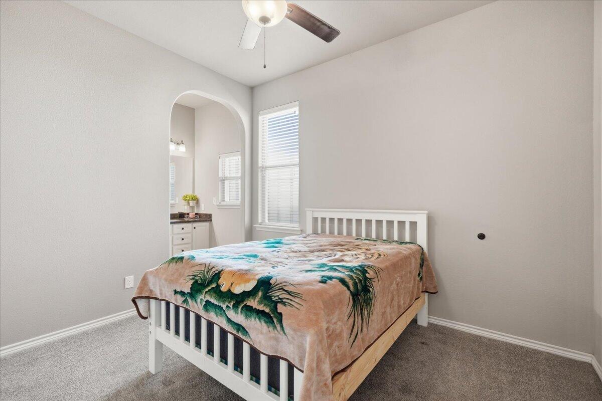6846 Filly Road Lubbock, TX 79407 - Photo 21 of 47 21-6846_filly_road_021