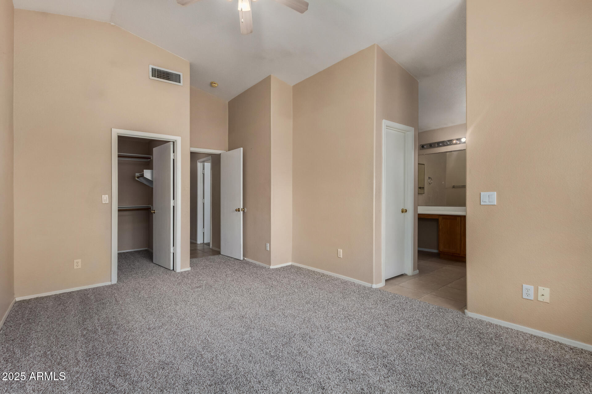 13861 West Elm Street Surprise, AZ 85374 - Photo 17 of 34 18 - Elm