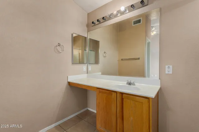 $1,800 | 13861 West Elm Street, Surprise, AZ 85374