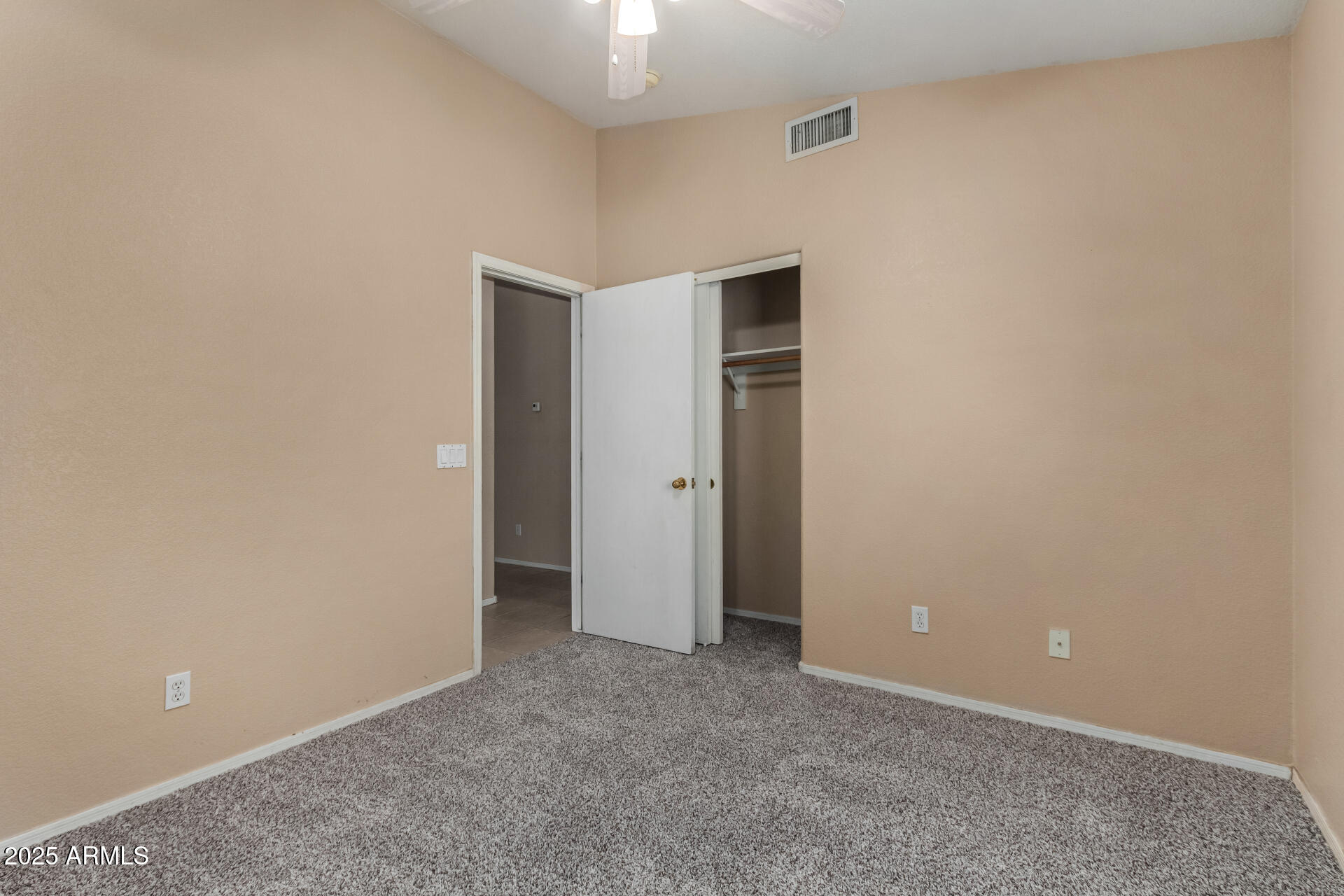 13861 West Elm Street Surprise, AZ 85374 - Photo 25 of 34 26 - Elm