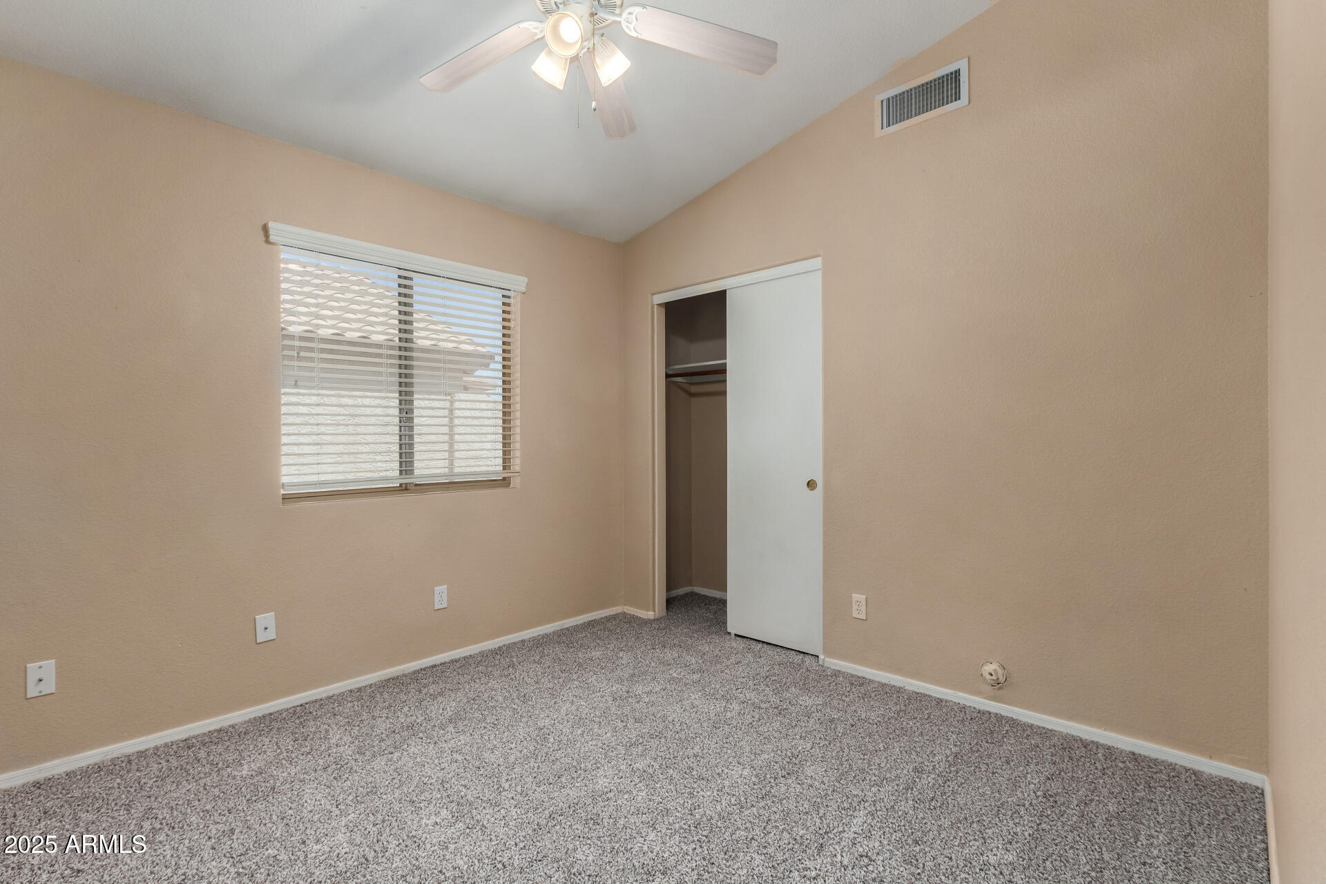 13861 West Elm Street Surprise, AZ 85374 - Photo 26 of 34 27 - Elm